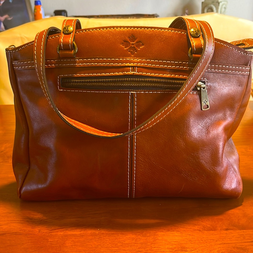 Patricia Nash Brown Leather Shoulder Bag Tote Purse Excellent condition Roomy